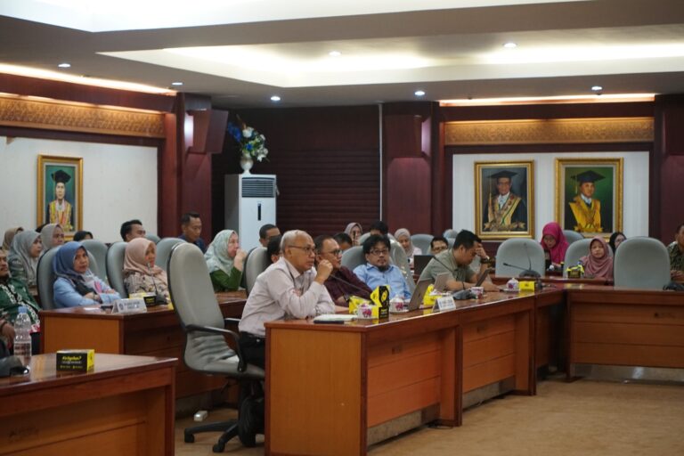 Unila Dorong Peningkatan Karier Dosen Melalui Sosialisasi Pengembangan Profesi