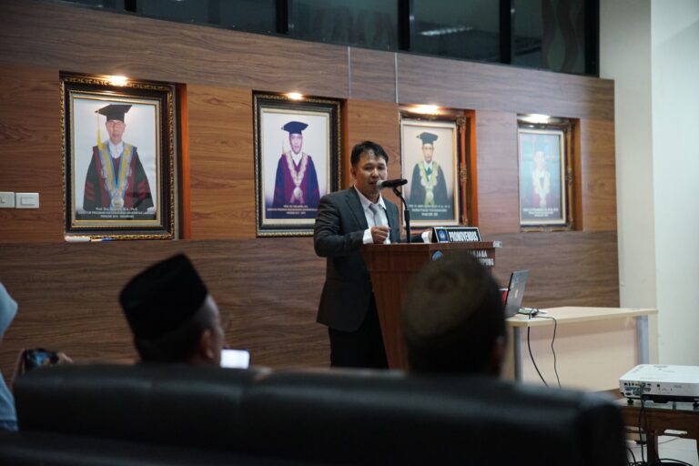 Pascasarja Gelar Sidang Promosi Doktor Imron