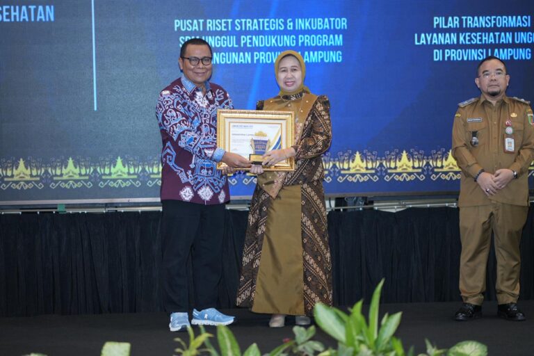 Unila Menangkan Penghargaan Kategori Riset dan Pendidikan Lampung Post Award 2026