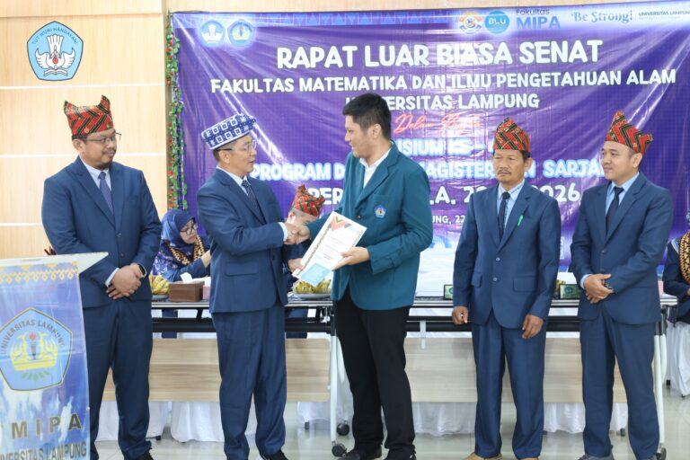 Yudisium ke-43 FMIPA Tandai Kelulusan 54 Mahasiswa dari Berbagai Jenjang