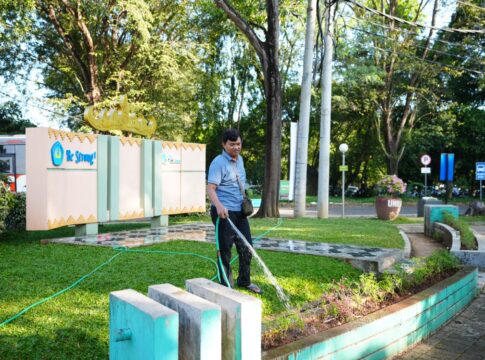Petugas Kebersihan Pastikan Lingkungan Unila Bersih dan Nyaman Saat UTBK 2026
