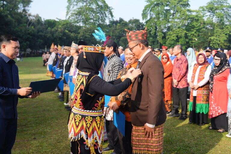 Unila Gelar Upacara Hardiknas 2026, Tekankan Pendidikan Bermutu