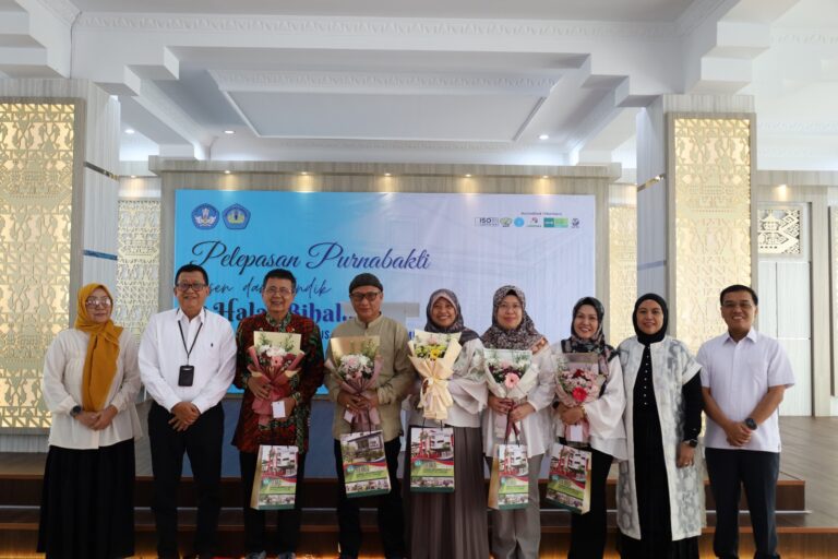 FEB Unila Gelar Pelepasan Purnabakti dan Halal Bihalal