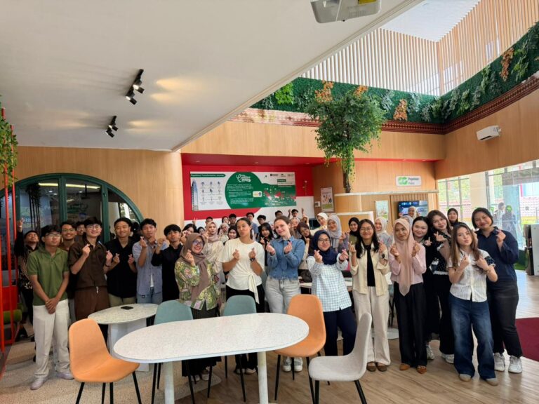 FEB Adakan Russian Day di TGCL