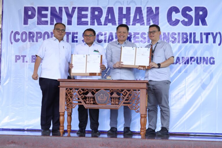 Penyerahan CSR Bank Lampung Dukung Pengelolaan Sampah dan Pendidikan Berkelanjutan di Unila