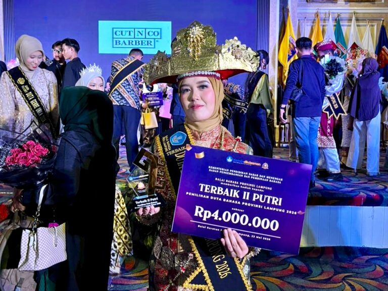 Mahasiswa Unila Terbaik II Duta Bahasa Provinsi Lampung