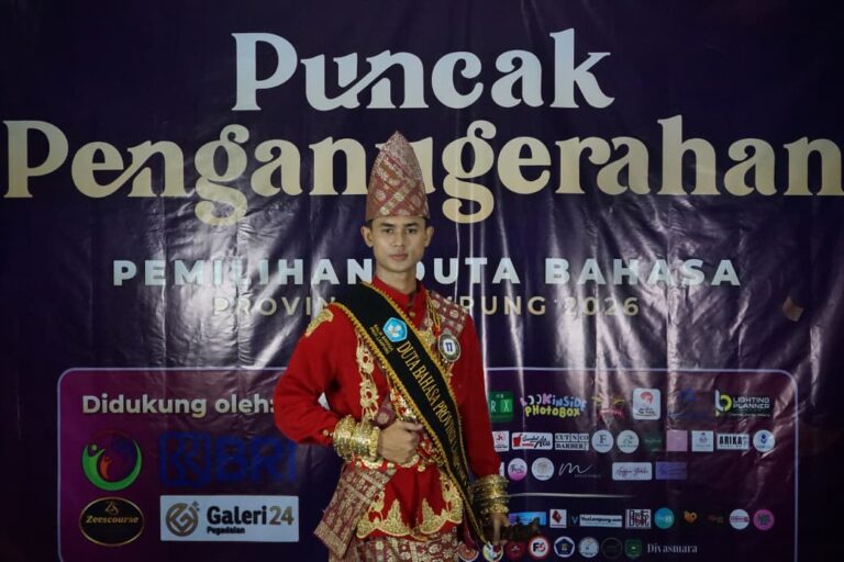 Ziya Ibnuwafi Raih Duta Bahasa Favorit Lampung