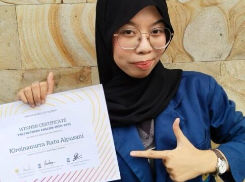 Kireinanurra Juara II Speech Competition Padjadjaran English Open