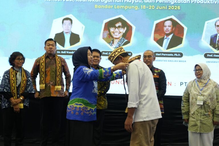 FP Gelar Semnas World Bee Day 2026 Dorong Konservasi Lebah untuk Sawit Berkelanjutan