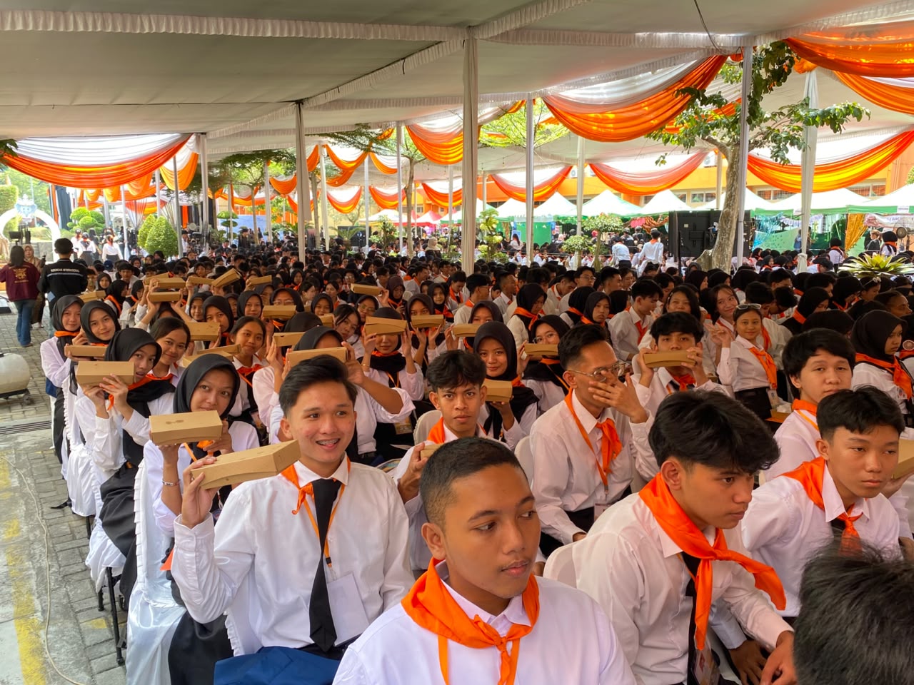 Makan Siang Gratis Warnai PKKMB FISIP, Hadirkan Kenyamanan bagi Maba 2026